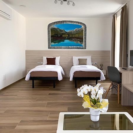 B&B Angela Valdinon Predaia Luaran gambar